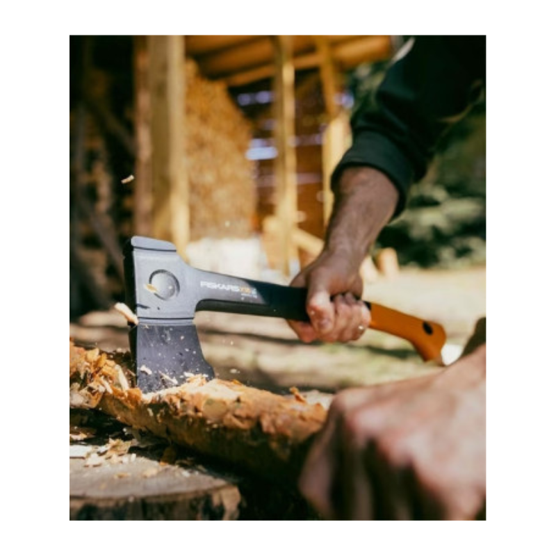 Сокира універсальна Fiskars X-series X18 Universal S 1069103 
